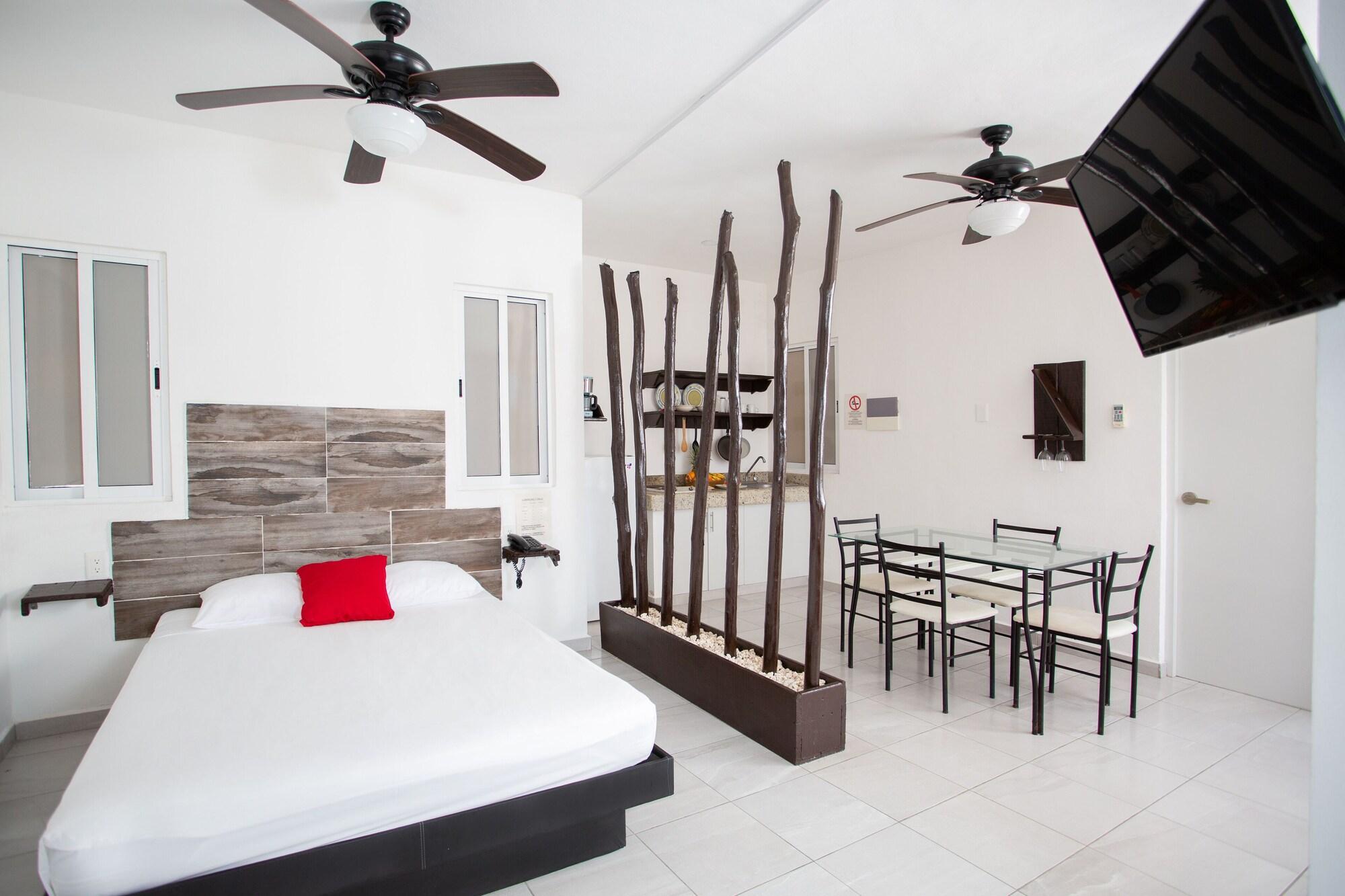 Suite 24 Aparthotel By Xperience Hotels Playa del Carmen Exterior photo